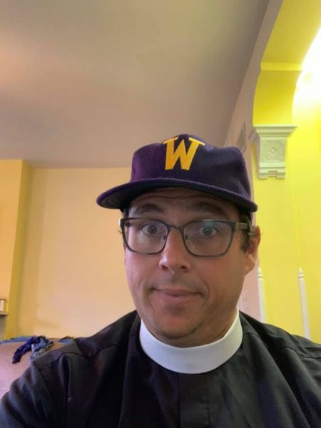 Grey wearing a Williams hat
